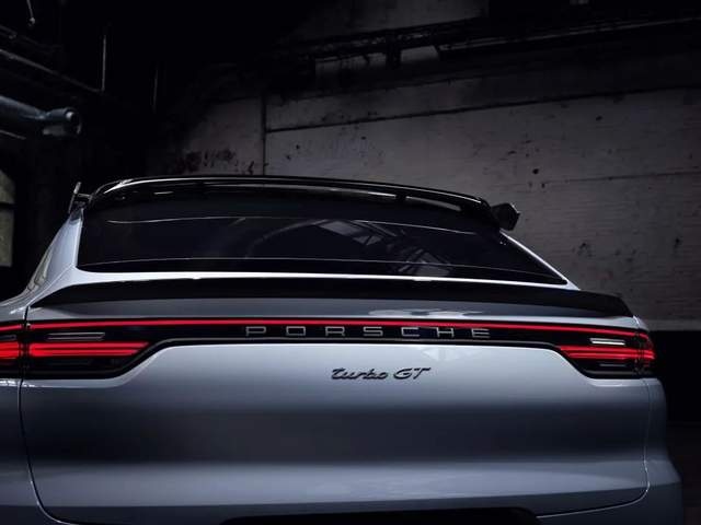 不愧为“纽北最快SUV”，Cayenne Turbo GT的三大杀手锏