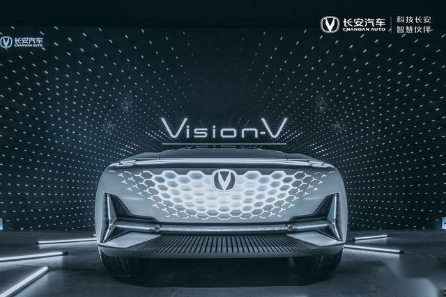 产品、品牌持续向上，长安汽车概念车Vision V正式亮相
