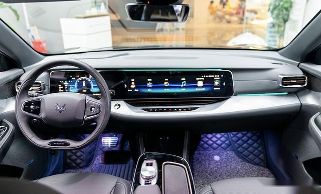 极狐汽车再加重码再次推出“购车0压力，用车0成本”