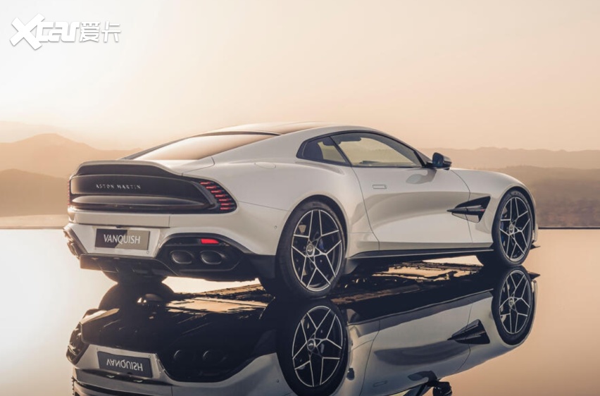 2025款阿斯顿马丁Vanquish，粘合铝底盘，1000Nm的V12