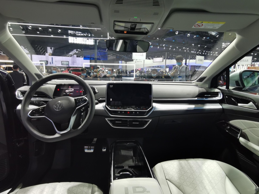 上海车展实拍：纯电动中型SUV 上汽大众ID.6 X