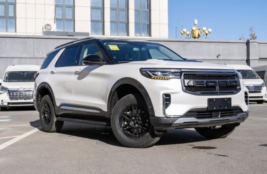 福特打造的新SUV，前脸像福特猛禽，标配2.3T+10AT