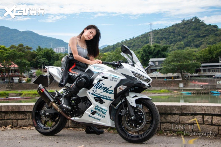 女车主说车:为自由圆摩托梦,川崎ninja 400