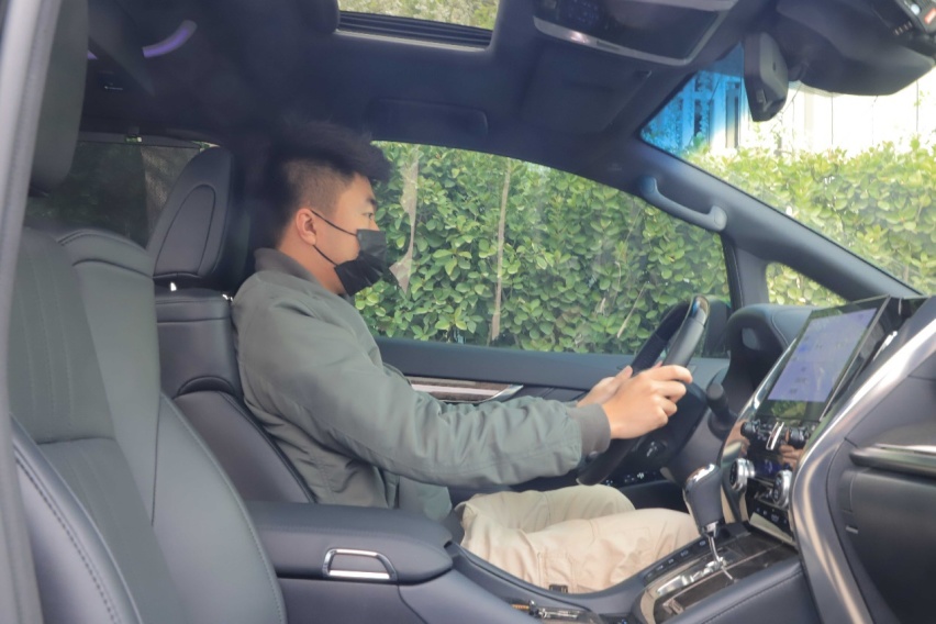“百万”MPV贵有贵的道理？试驾丰田威尔法