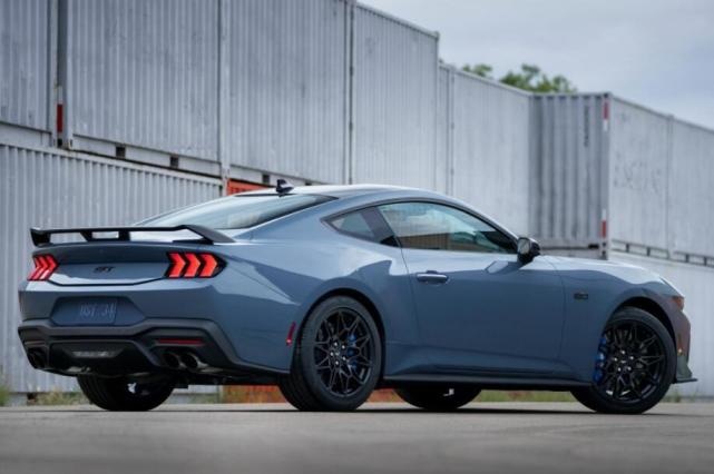 5.0L V8野马！2024款福特Mustang GT动力参数曝光