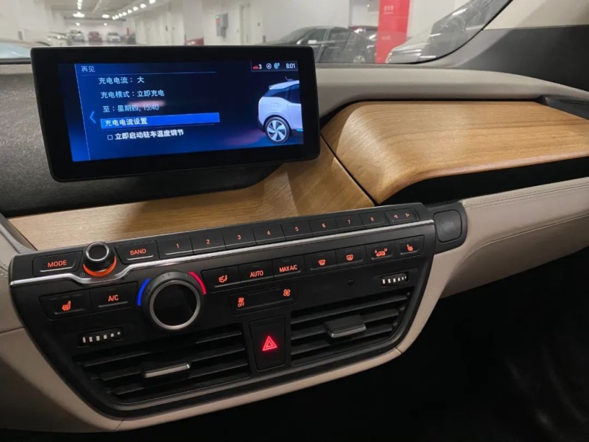 BMW i3 ：回到未来
