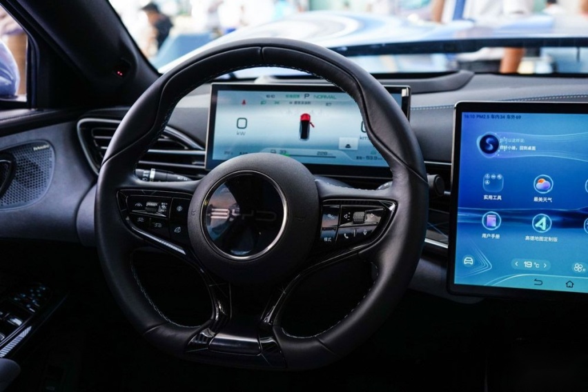 预算20万以上买中型车，Model 3和海豹谁才是首选？