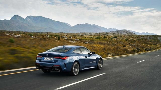 4系实车“丑出天际”？五菱摆摊车？近期热点资讯大盘点