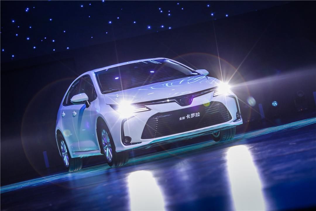 为SKYACTIV-X留空间，马自达昂克赛拉11.59万起售