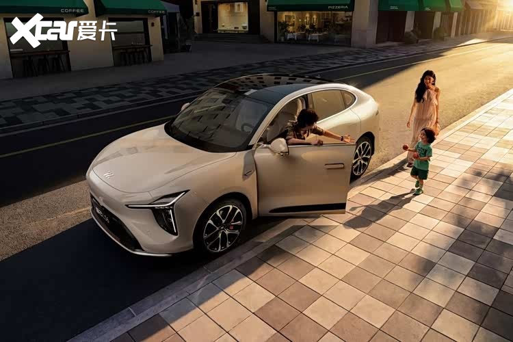 19.79万元起，全新一代智己LS6掀桌上市