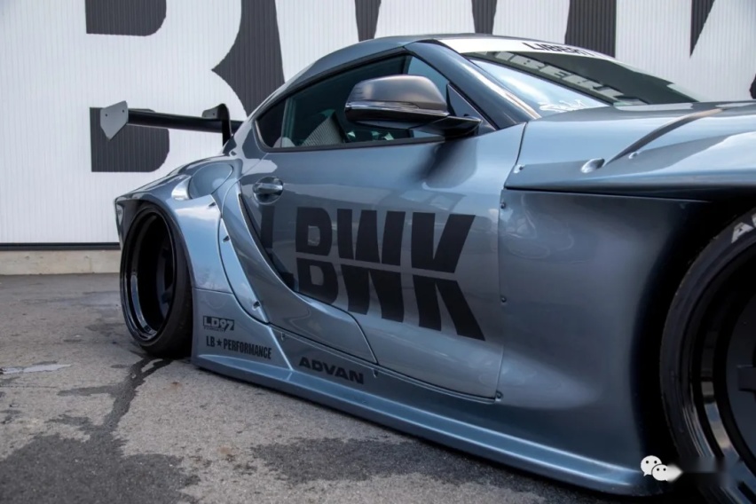 63万拿下3000公里的准新丰田Supra，还能送全套LB套件+气动？