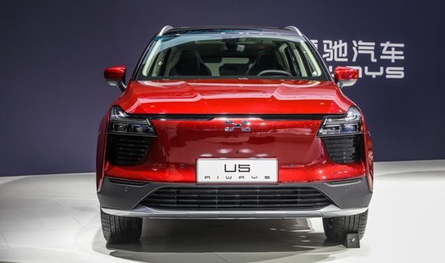 成都车展｜U6 ion中国首秀 爱驰汽车全面发力！