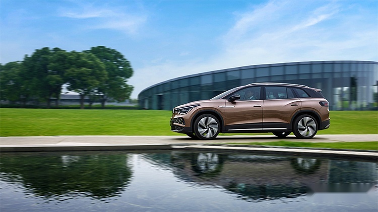 平替奥迪Q5 e-tron，内行人都选了大众ID.6 X？