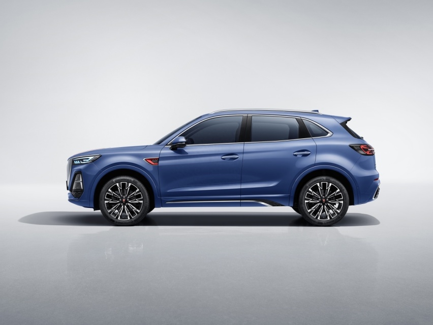 想买2.0T中型SUV，选大众还是红旗？途观L对比红旗HS5