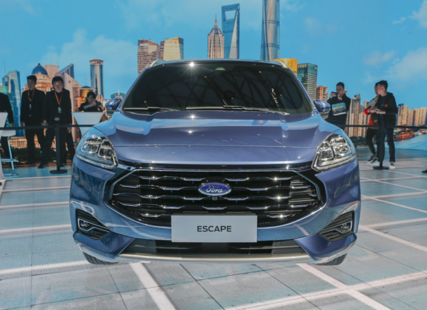 这才是运动型SUV，标配铝合金悬架 百公里加速7.5秒