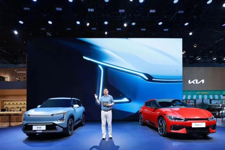 成都车展丨28.28万元起，起亚EV6上市，EV5同步预售