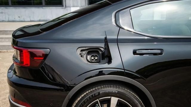 Polestar 2我一定要花¥42000选装这辆车的安全带