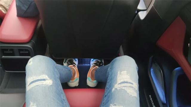 聊聊，100%的电动，还是不是100%的保时捷？