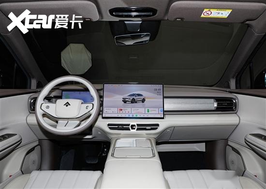 定位中大型轿跑SUV 广汽昊铂S600实车到店