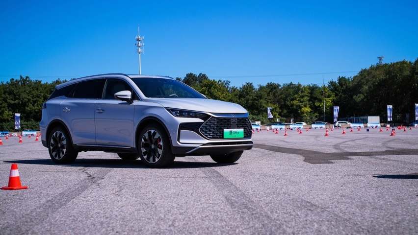 进一步优化升级，25万级家用SUV，体验比亚迪新款唐家族车型