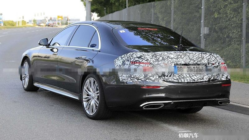 2021-mercedes-s-class-spy-photo-in-traffic.jpg