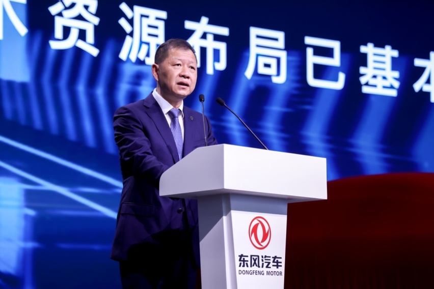 魅力无穷尽！新主流电动eπ驭风而生