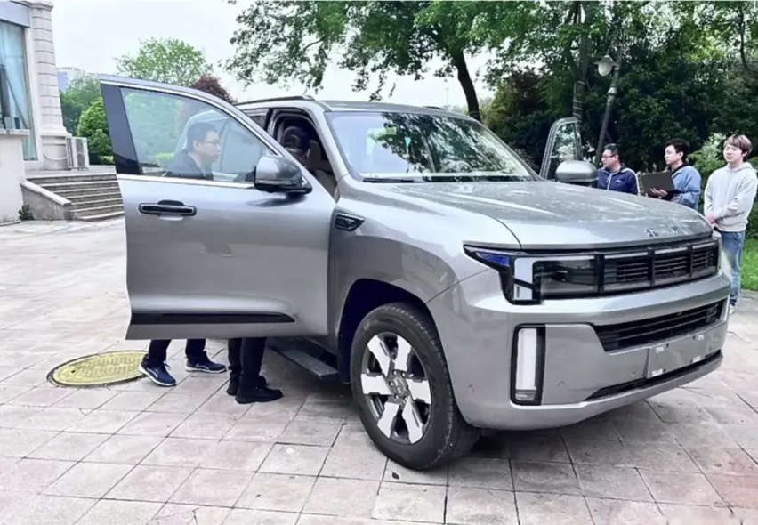 【E汽车】北京BJ60魔核电驱版实车曝光