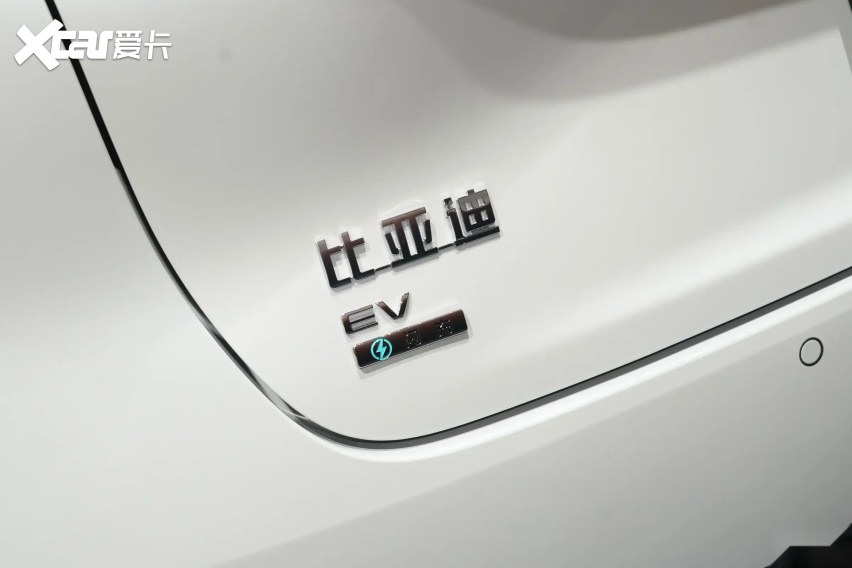 19.69万起买海豹08 ：C级车身+后轮转向+9分钟充满，还看BBA