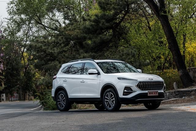 七座空间五座车，8.28万起，江淮乘用车3.0时代首款SUV