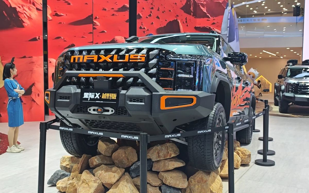 Ϻ܇չƤ֣ĹߌʽD