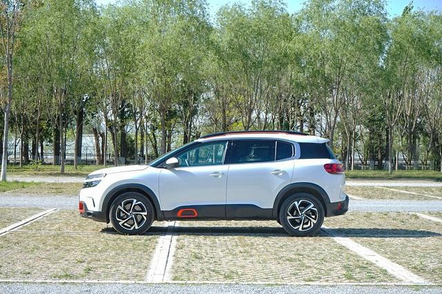 1.8T+8AT硬核国六 试驾天逸C5 AIRCROSS