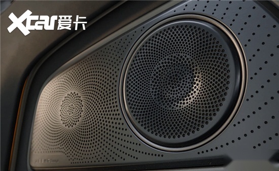 用上百万豪车星空顶 焕新极氪001内饰公布