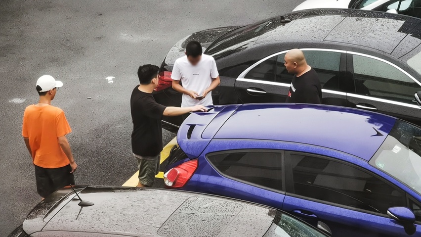定损6000+，网约车司机蹭了我的福特还当没事发生过？