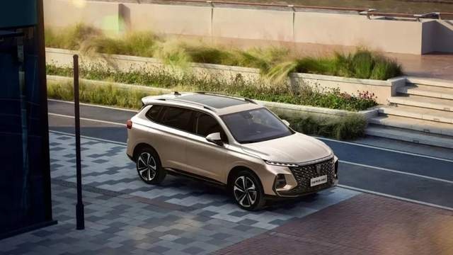 2.75米轴距、180匹马力动力 这样的SUV 12万就能得到