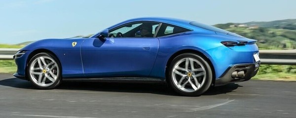 2021款Roma GT：能上赛道，却是最便宜的法拉利