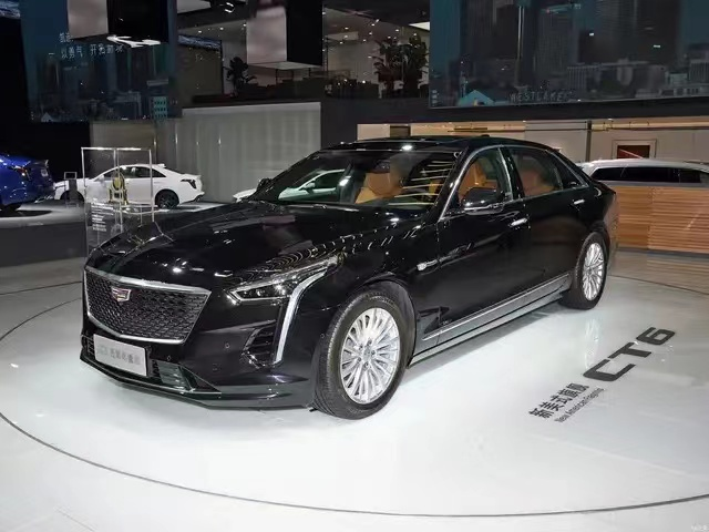 长度突破5.2，2.0T凯迪拉克CT6现车降价，值不值得买？