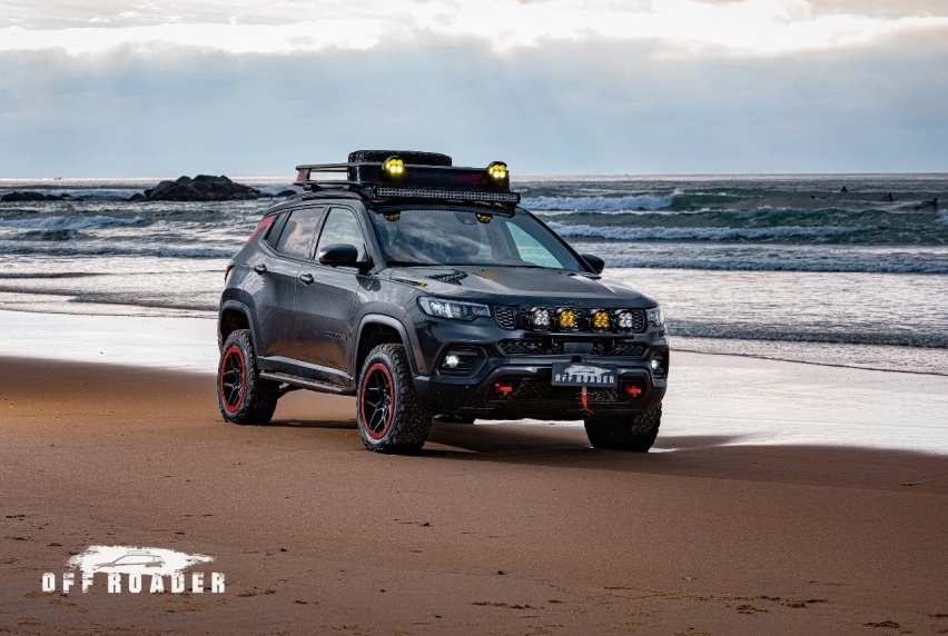 Jeep牧马人4xe与Jeep新指南者领衔全系登陆上海，刷新全路况