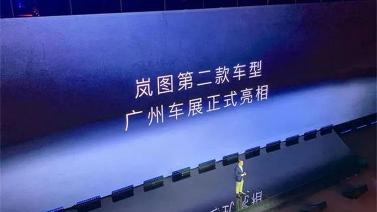 上汽大众ID.3、奔驰EQA/EQB都上市了…丨今日车闻