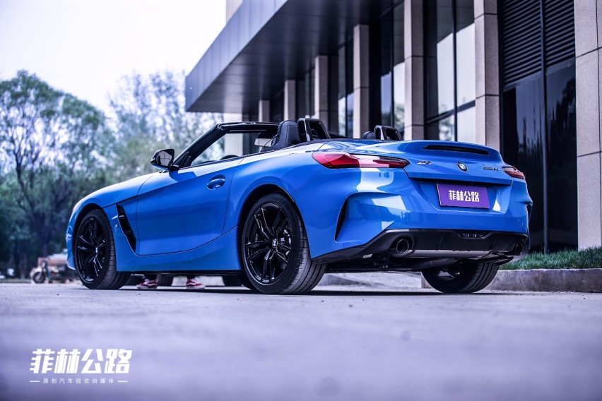 实拍全新一代宝马Z4！这次有理由放弃保时捷了？