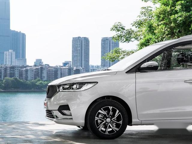 全国最畅销的6座车，终于推出CVT版本，7-8万的售价你会考虑吗？