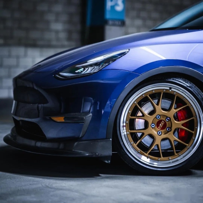 一年内连换5套轮毂的特斯拉Model Y，最后发现BBS才是真爱