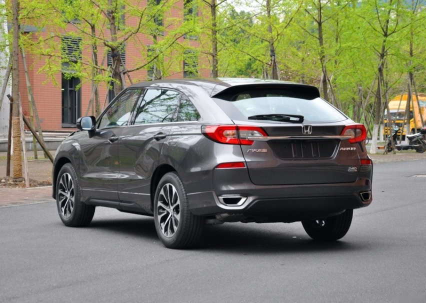 25万预算，三款大空间、高颜值的合资品牌SUV，还有GT车型