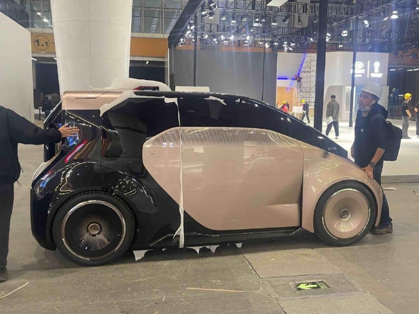 阿尔特汽车的展台起火 钠离子得看比亚迪和宁王？