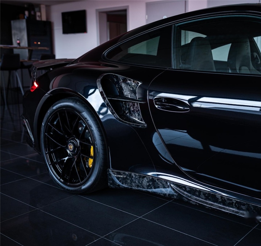 男女老少通吃！谁能拒绝一款迈莎锐保时捷911 Turbo S？
