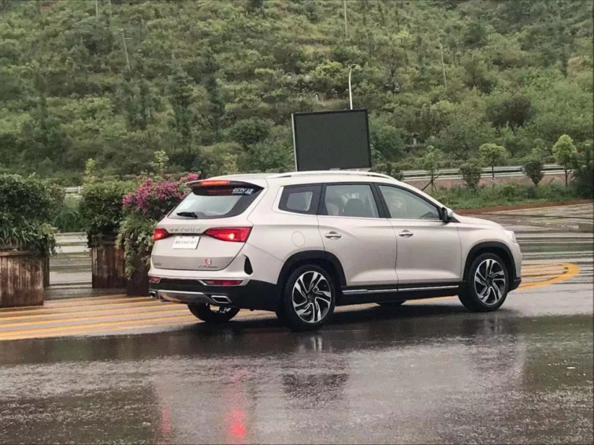 满足国六排放的1.6T，新款捷途X90正式上市，售价10.9