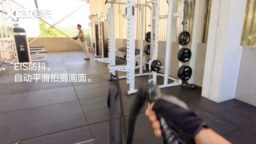 1999元起 理想同学走入生活 理想AI眼镜 Livis正式发布