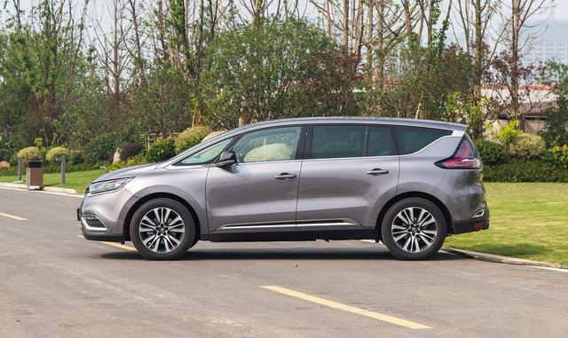 被车标拖累的进口MPV，配1.8T+三层隔音已跌至20万
