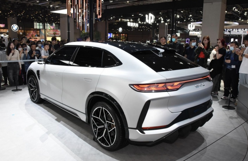 宋L量产版：比亚迪最美SUV？还是腾势N7翻版？