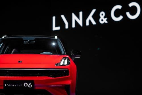 成都车展新车报道，最便宜最适合95后年轻人的领克06 售12.06万起