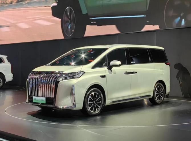 魏牌高山DHT-PHEV，2.jpg